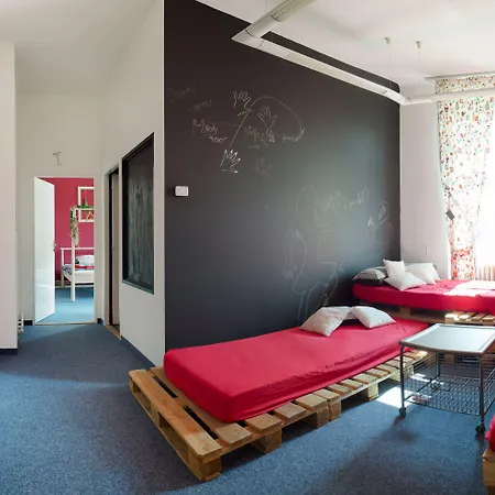 Internesto Pensionat 3*